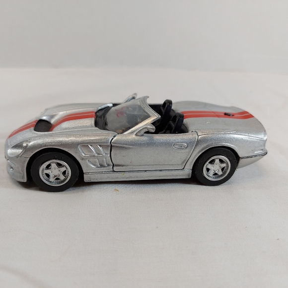 Vintage 2001 New Ray 2000 Shelby Series 1 Die Cast Car, Silver - Picture 1 of 7